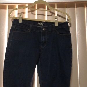 Old navy flirt blue jeans